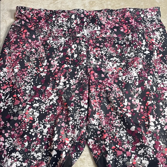 Xersion Fitted Pink and Black Splatter Pattern Leggings - Picture 3 of 11